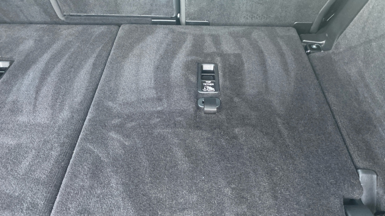 Land Rover Discovery 3.0 D300 Dynamic SE 5dr Auto Diesel Station Wagon